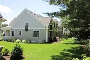 17 Courtyard Pl, Lexington, MA 02420 - Photo 3