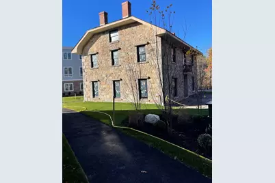 225 Middlesex Turnpike #107, Burlington, MA 01803 - Photo 3
