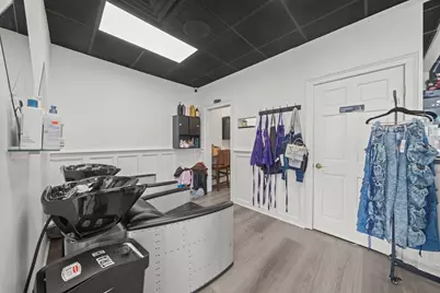 688 Broadway, Chelsea, MA 02150 - Photo 13