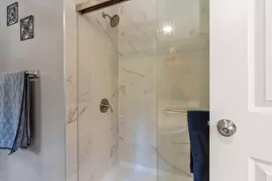 106 Drew Blvd, Orange, MA 01364 - Photo 33