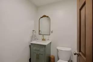 88 Jones St, Fall River, MA 02720 - Photo 17