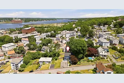 88 Jones  Street, Fall River, MA 02720 - Photo 37