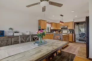 88 Jones St, Fall River, MA 02720 - Photo 9