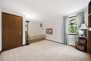 9 Sparhawk Dr, Burlington, MA 01803 - Photo 35
