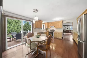 9 Sparhawk Dr, Burlington, MA 01803 - Photo 19