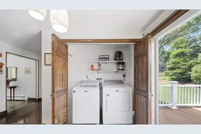 9 Sparhawk Dr, Burlington, MA 01803 - Photo 23