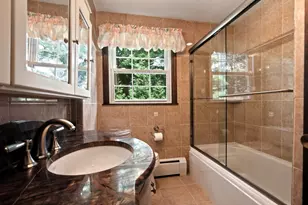 9 Sparhawk Dr, Burlington, MA 01803 - Photo 37