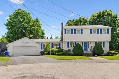 17 Duggan Ln, Milton, MA 02186 - Photo 1