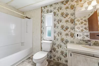 21 Fourth Ave, Westfield, MA 01085 - Photo 29