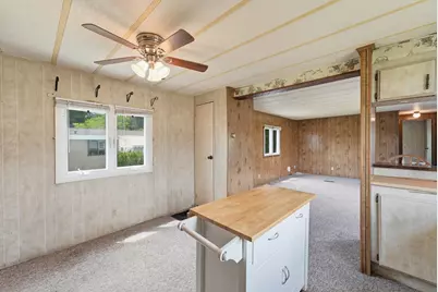 21 Fourth Ave, Westfield, MA 01085 - Photo 13