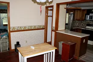 221 North St, Erving, MA 01344 - Photo 5
