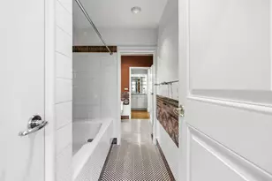 122 Marlborough St, Boston, MA 02116 - Photo 13