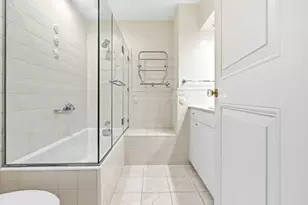122 Marlborough St, Boston, MA 02116 - Photo 23