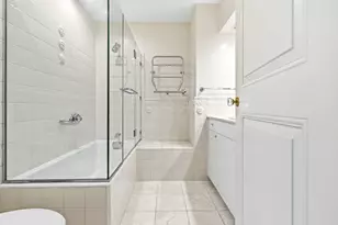 122 Marlborough St, Boston, MA 02116 - Photo 23