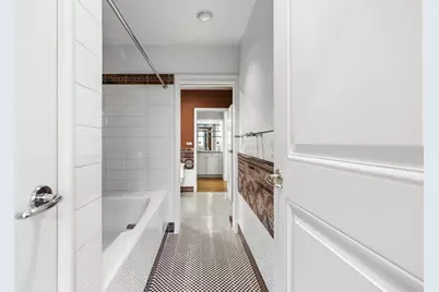 122 Marlborough Street, Boston, MA 02116 - Photo 13
