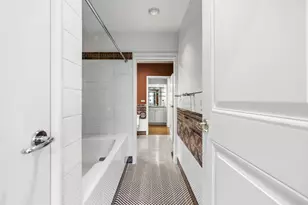 122 Marlborough St, Boston, MA 02116 - Photo 13