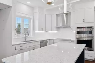 62 High St, Stoneham, MA 02180 - Photo 3