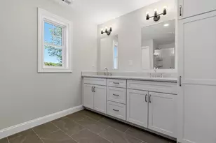 62 High St, Stoneham, MA 02180 - Photo 9