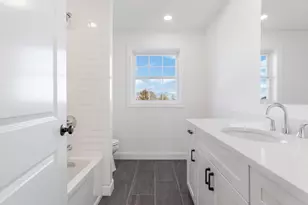 62 High St, Stoneham, MA 02180 - Photo 9