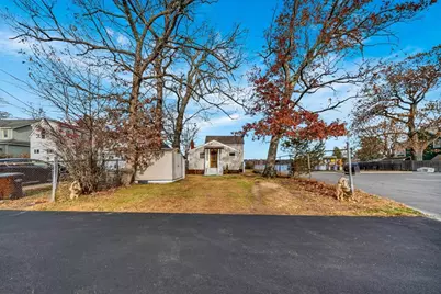 1 Bisson Ln, Merrimac, MA 01860 - Photo 5