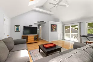 203 W Plain St, Wayland, MA 01778 - Photo 9