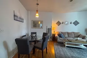 19 Wiget St, Boston, MA 02113 - Photo 3