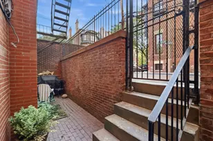 239 Commonwealth Ave, Boston, MA 02116 - Photo 27