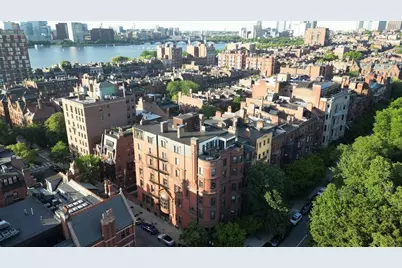 239 Commonwealth Ave #10, Boston, MA 02116 - Photo 3