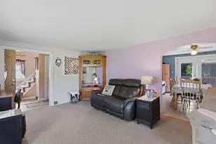 17 Buttonwood Pl, Lunenburg, MA 01462 - Photo 5