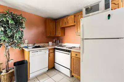 9-11 Dungeon Ave, Lynn, MA 01905 - Photo 15