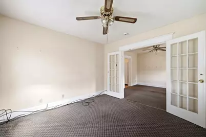 42 Ferry St, Chicopee, MA 01013 - Photo 15