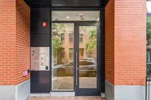 7 East Springfield, Boston, MA 02118 - Photo 17
