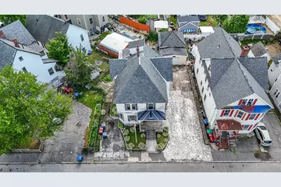 654 School St, Lowell, MA 01851 - Photo 37