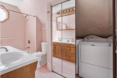 654 School St, Lowell, MA 01851 - Photo 27