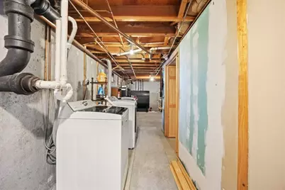 158 Duffy Dr, Taunton, MA 02780 - Photo 33