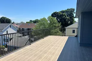 37 Cotting St, Medford, MA 02155 - Photo 9