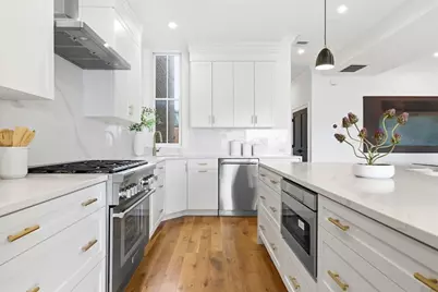 520 East Broadway #2, Boston, MA 02127 - Photo 19