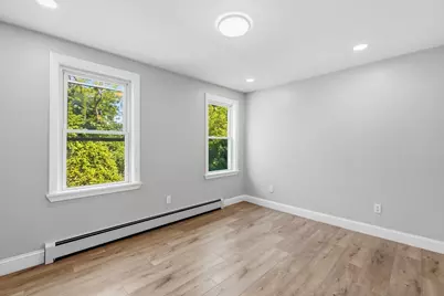 409 Crescent St, Fall River, MA 02720 - Photo 17