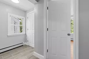 409 Crescent St, Fall River, MA 02720 - Photo 21