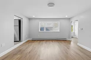 409 Crescent St, Fall River, MA 02720 - Photo 13