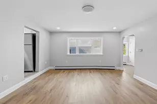 409 Crescent St, Fall River, MA 02720 - Photo 13