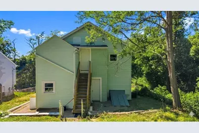 409 Crescent St, Fall River, MA 02720 - Photo 3