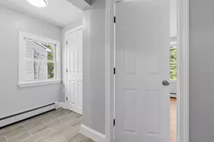 409 Crescent St, Fall River, MA 02720 - Photo 21