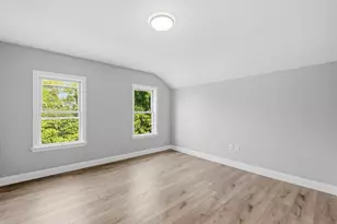 409 Crescent St, Fall River, MA 02720 - Photo 31