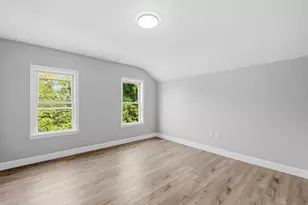 409 Crescent St, Fall River, MA 02720 - Photo 31