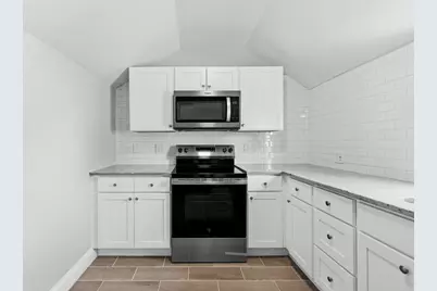 409 Crescent St, Fall River, MA 02720 - Photo 29