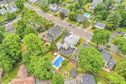 83 Grand St, Reading, MA 01867 - Photo 29