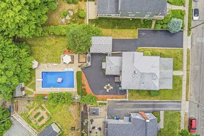 83 Grand St, Reading, MA 01867 - Photo 31