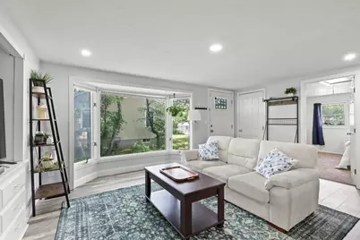 46 Sunset Blvd, Wareham, MA 02538 - Photo 5