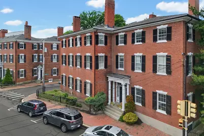 35 Washington Sq #3, Salem, MA 01970 - Photo 1